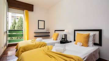 Apartamento, sacada, vista para a piscina | Wi-Fi de cortesia