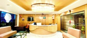 Hotel Royal Beach Palace -near Sea Beach