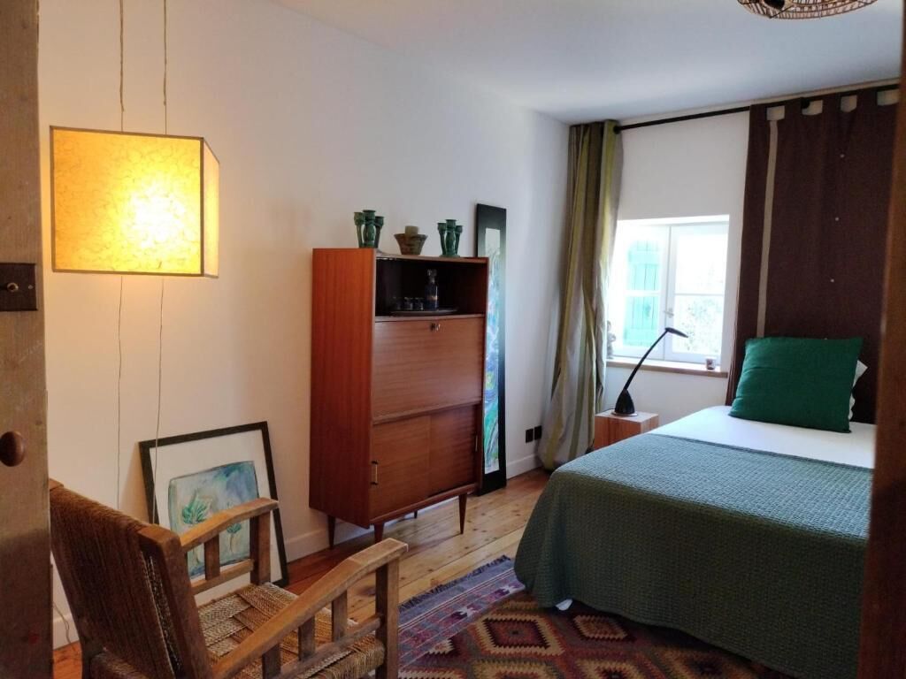 Habitación doble superior, vista al río | Cortinas blackout, tabla de planchar con plancha y wifi gratis 
