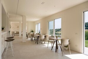 Dining - Terramarina Boutique Hotel (SIROLO)
