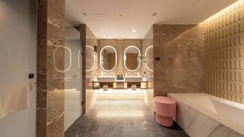 Suite, 1 King Bed (Kitchen Area) | Bathroom
