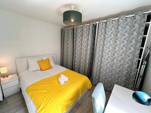 Room - La Suite Gilbert | Calme | Centre-ville (Reims)