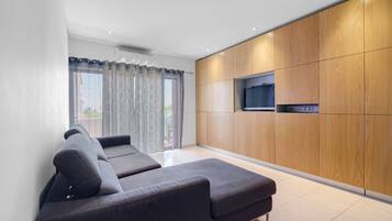 Fernseher