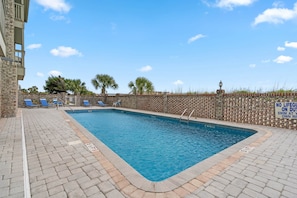 Pool - The Coastal Crab Beachfront Retreat (Surfside Beach)