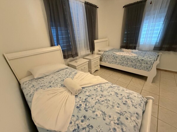 4 chambres, Wi-Fi gratuit, draps fournis