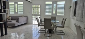 Smart TV, video games - Ocean & Rainforest Views with Hammocks • Sleeps 8 (Río Grande)