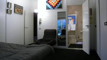 Deluxe Double Room, Garden View | WiFi (free)