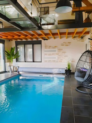 Pool - Guest Room “Ô Coeur De La Grange” with Private Terrace, Wi-Fi, and Air Conditioning (Lillers)