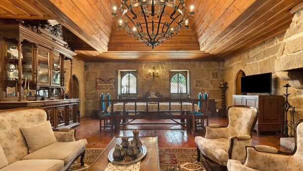 Unclassified image, 1 of 22, button - Princess Suite at the Castle of Portugraal (Vilela)