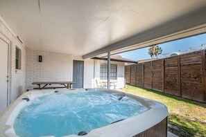 House, Multiple Beds, Hot Tub, Garden View (3554 Denver) | View from room - Contemporary Coastal Oasis Awaits (Corpus Christi)