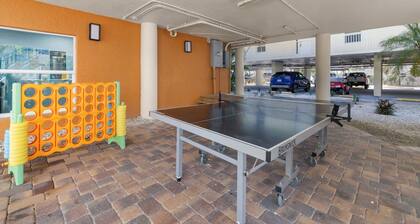 Gulf View 2BR Suite | ADA Features, Beach & Pool