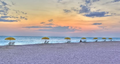 Beachfront 2BR Suite w/ Partial Gulf Views