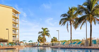 Gulf View 2BR Suite Near Treasure Island Beach