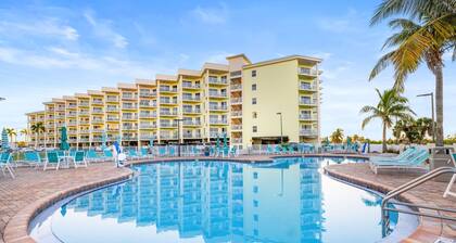 Gulf Front 2BR Suite | Direct Beach + ADA Features