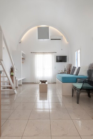 Living area - Bed and Breakfast 'Honeymoon Suite Hot Tub' (Αγ. Γεώργιος)