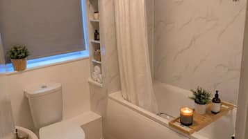 Apartment, 1 Bedroom | Bathroom
