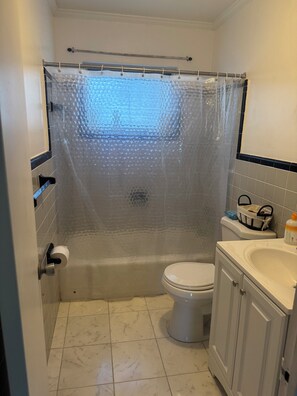 Bathroom - Little House close to VEro Beach (Vero Beach)