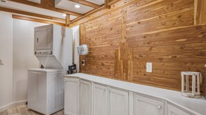 Interior - Charming Family Retreat in Central Baileys Harbor (Baileys Harbor)