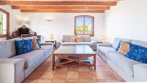 TV - Mallorca Finca with Pool Directly on the Sea Es Trenc (Sa Ràpita)