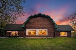 Exterior - Big Rapids Lodge, Hot tub, Pond, Game Room (Big Rapids)