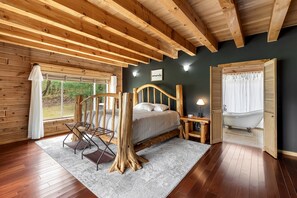 Room - Big Rapids Lodge, Hot tub, Pond, Game Room (Big Rapids)