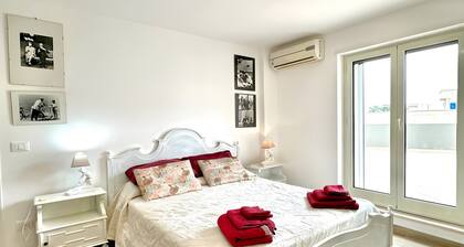 Apartment 'La Mansarda - Terrazze Relax A Due' with Balcony, Wi-Fi and Air Conditioning