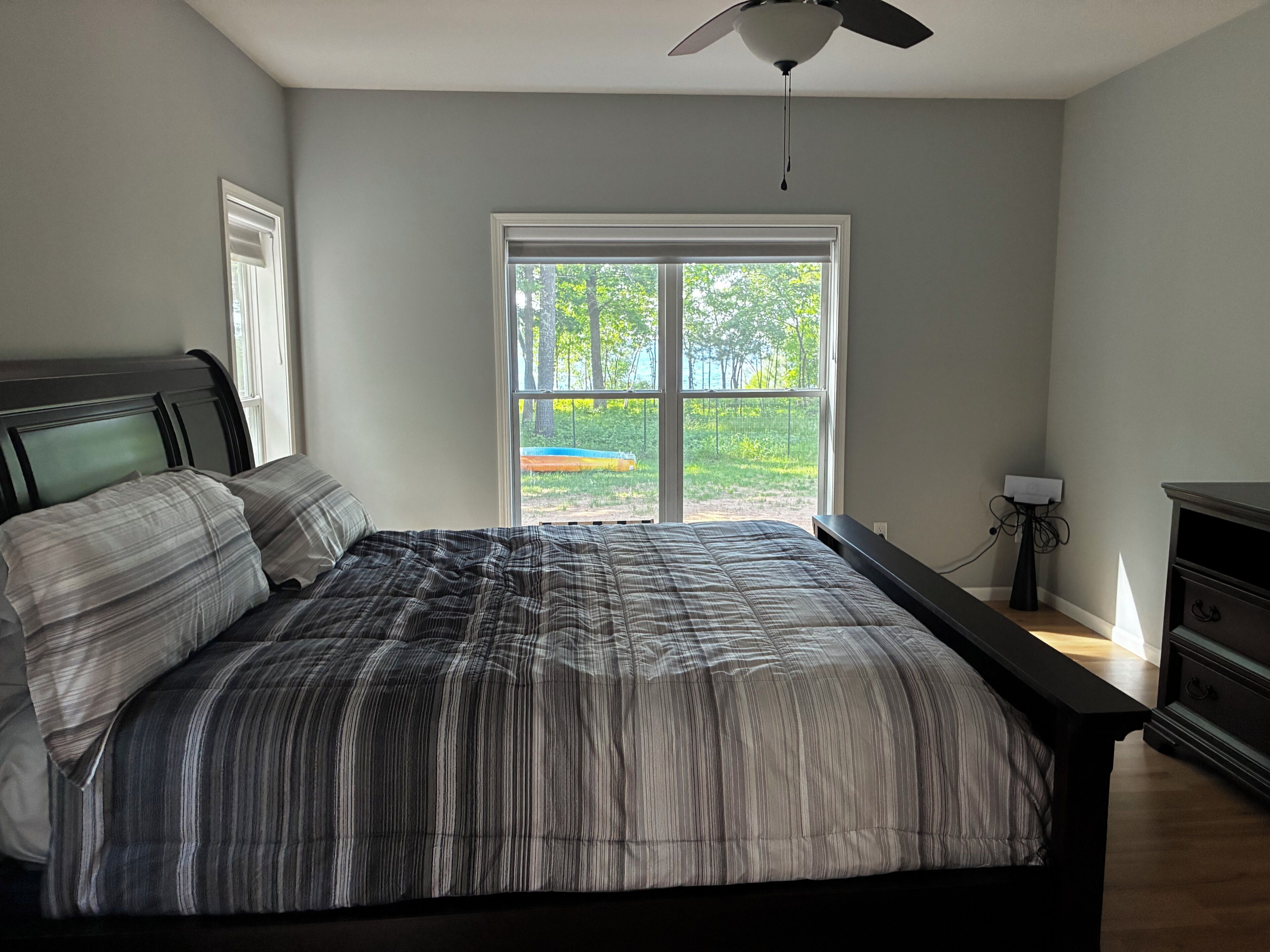 3 bedrooms, free WiFi, bed sheets