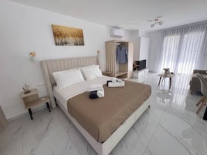 Unclassified image, 3 of 7, button - Villa Elena - Peris, Elena Villa (Gouves)