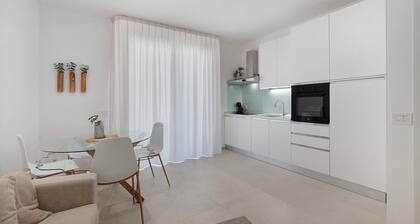 Apartment 'Palazzo Tilde - 1A' with Sea View, Wi-Fi, and Air Conditioning