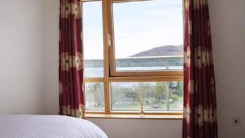 Iron/ironing board, free WiFi, wheelchair access