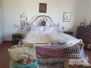 Room - Vrbo Property (San Piero a Sieve)