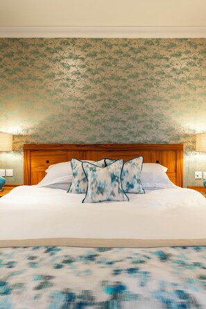 Family Room - Knights Suite Rooms and Events (Leamington Spa)