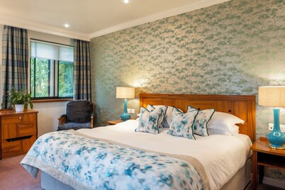 Knights Suite Rooms and Events