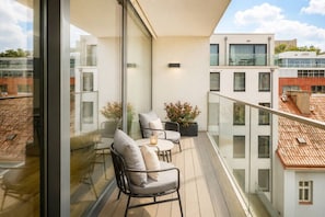 Property grounds - Urban Oasis Karlín – Spacious Retreat by the River (Prague 8)