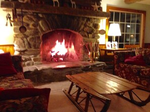 Interior - Spacious 6-bedroom house in Killington- Biking and Hiking Getaway (Killington)