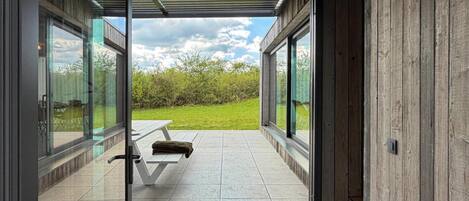 House | Reception