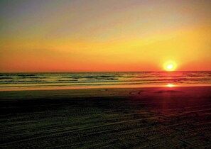 Beach nearby - Bungalows Boutique (Acapulco de Juárez)