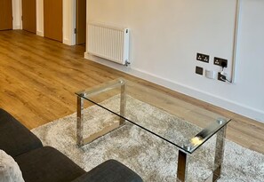 Interior - Apartment Sleeps 2 With City Views (Birmingham)