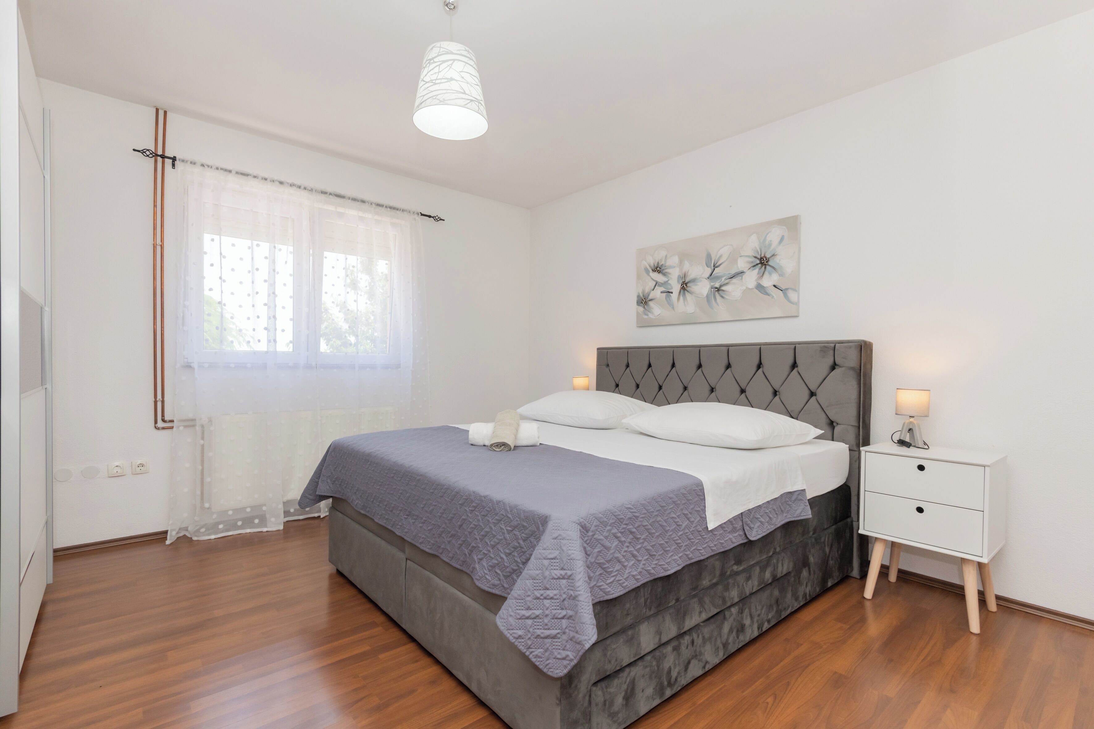 3 bedrooms, free WiFi, bed sheets