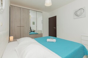 3 quartos, Wi-Fi de cortesia, roupa de cama