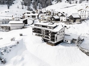 Exterior - Residence Froy Apartment 4 – Lake View, Whirlpool & Breakfast Included (Graun im Vinschgau)