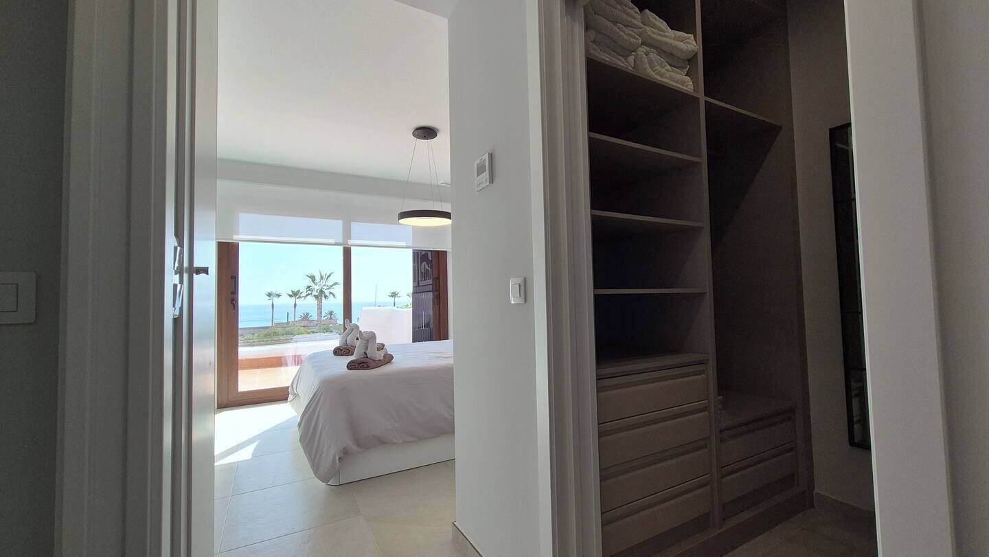 3 dormitorios, tabla de planchar con plancha, wifi y ropa de cama