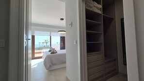 3 chambres, fer et planche à repasser, Wi-Fi, draps fournis