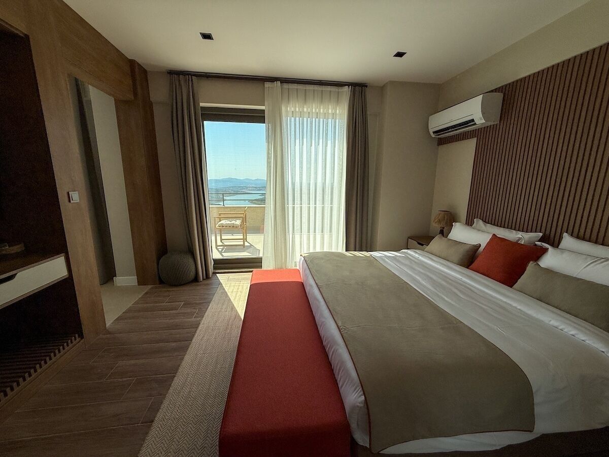 Chambre Supérieure, balcon, vue lac