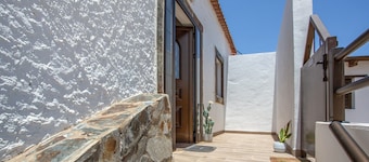Apartment Antonia: Private Terrace, Balcony & Air Conditioning in Betancuria
