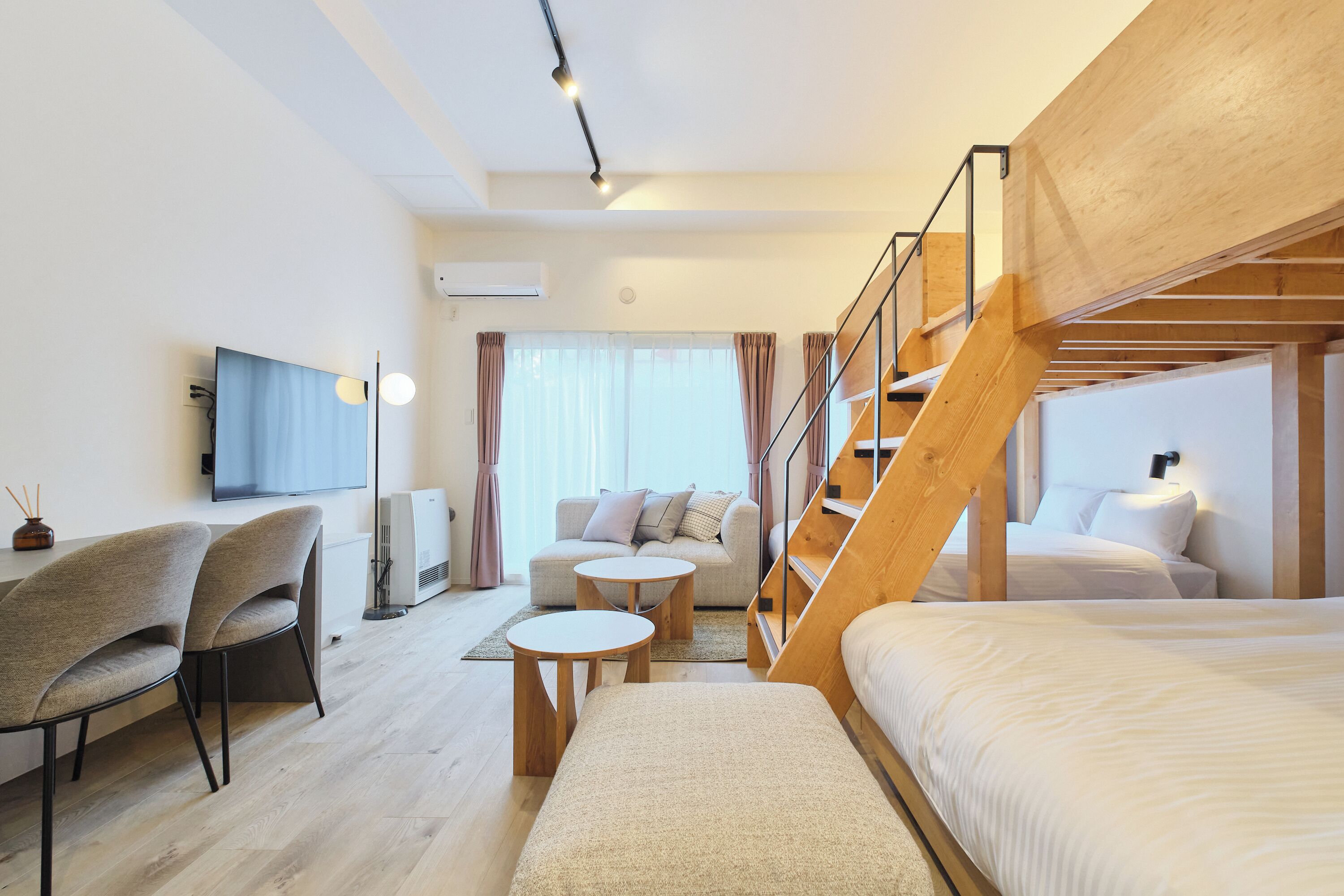 Apartamento (102 Non Smoking) | Tabla de planchar con plancha y wifi gratis