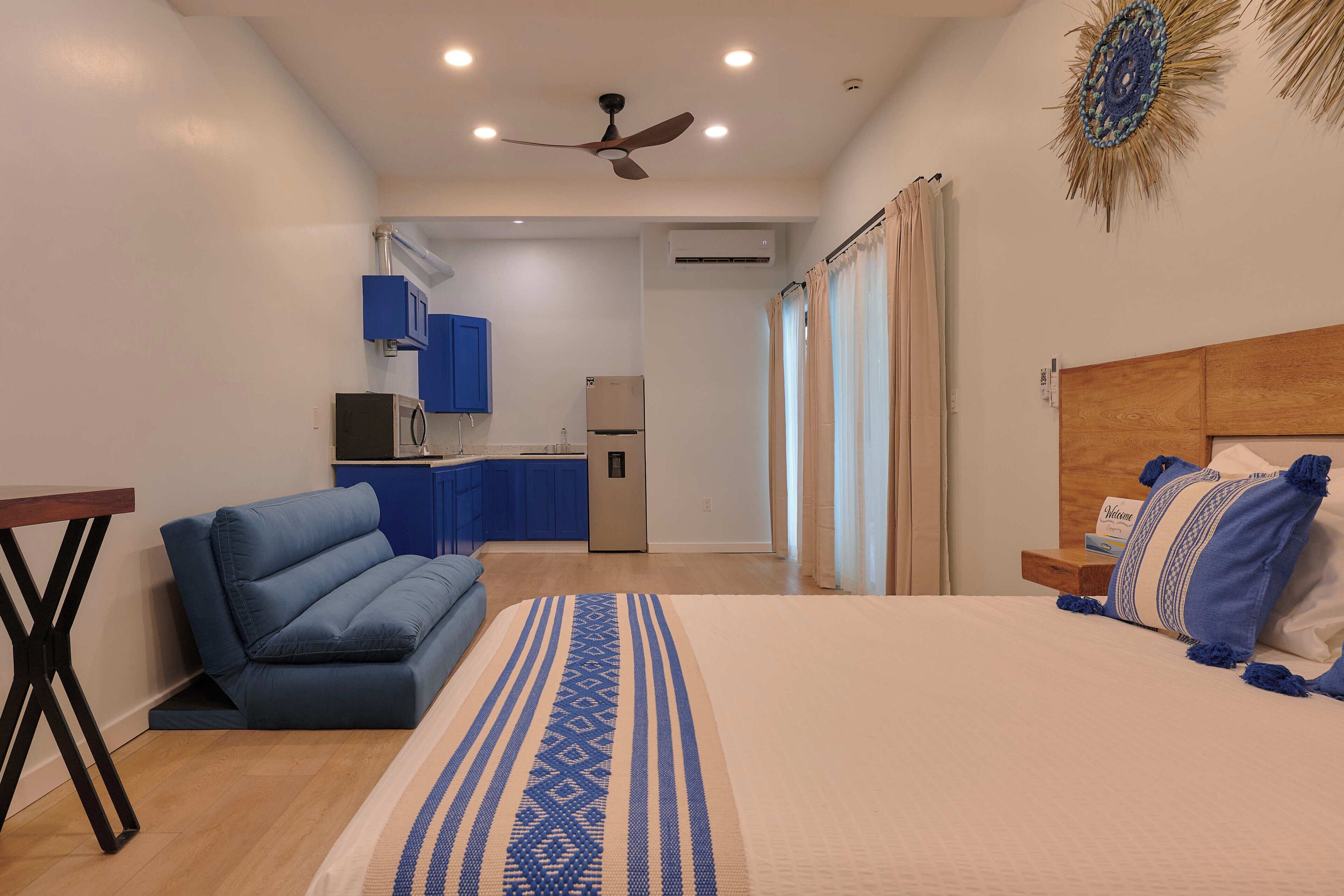 Junior Studio | In-room safe, free WiFi