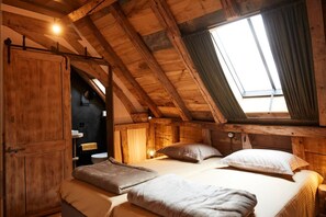Room - Het Klaverhof - spacious barn for 18 people (Poperinge)
