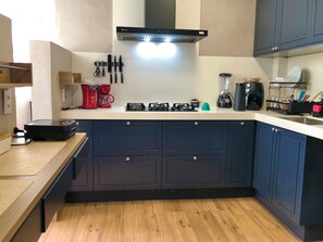 Private kitchen - Vrbo Property (Rio de Janeiro)