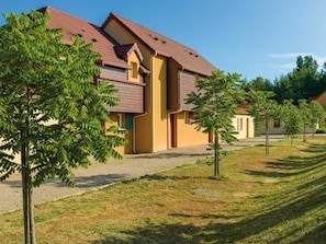 Villa | Exterior - Charming Villa Retreat in Dordogne (Montignac)